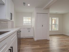 4726 Pease Street, Houston TX 77023