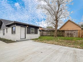 4726 Pease Street, Houston TX 77023