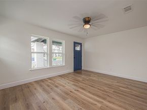 4726 Pease Street, Houston TX 77023