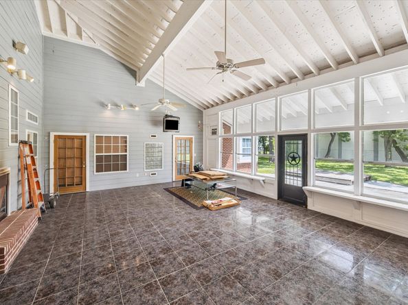 1010 Adkins Road, Spring Valley Village TX 77055