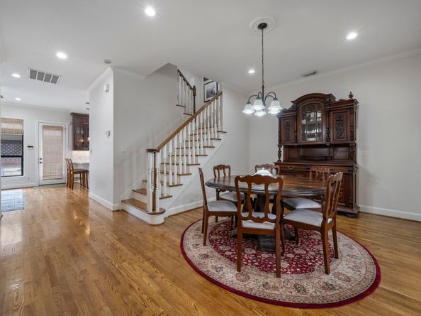3322 Crosspark Place, Houston TX 77007