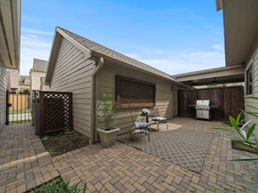 3322 Crosspark Place, Houston TX 77007