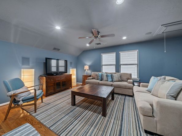 3322 Crosspark Place, Houston TX 77007