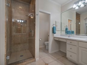 3322 Crosspark Place, Houston TX 77007