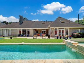 4401 Roseland Street, Houston TX 77006