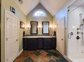 4401 Roseland Street, Houston TX 77006