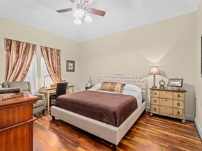 10 Oak Cove Lane, Humble TX 77346