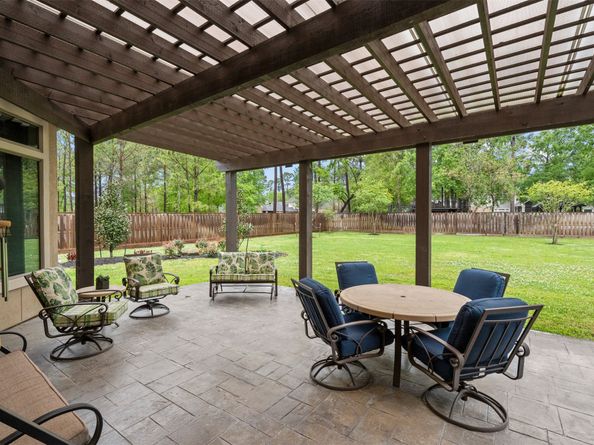 10 Oak Cove Lane, Humble TX 77346