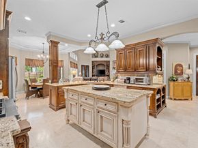 10 Oak Cove Lane, Humble TX 77346
