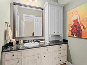 10 Oak Cove Lane, Humble TX 77346