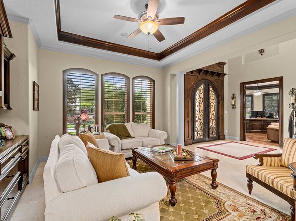 10 Oak Cove Lane, Humble TX 77346