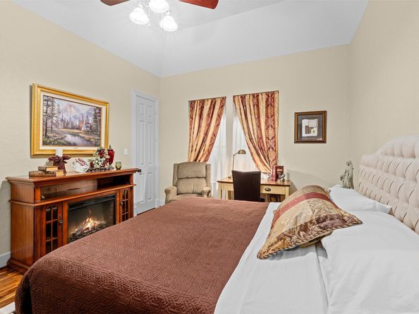 10 Oak Cove Lane, Humble TX 77346