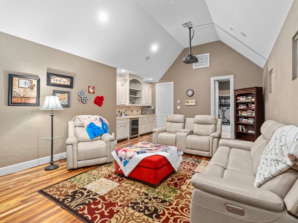 10 Oak Cove Lane, Humble TX 77346