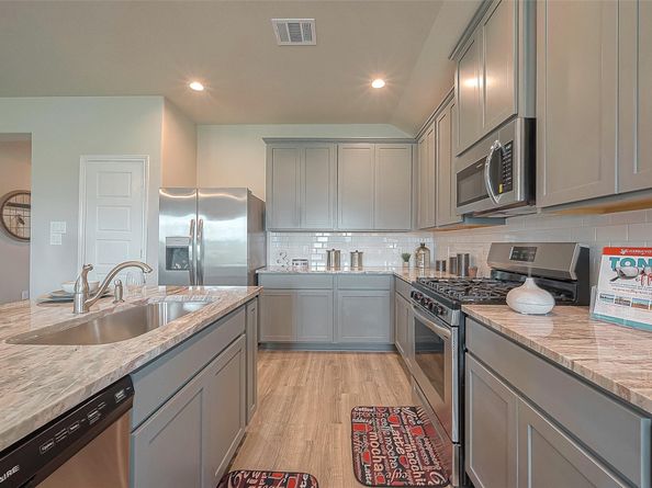 22607 Rising Rosehill Lane, Tomball TX 77377