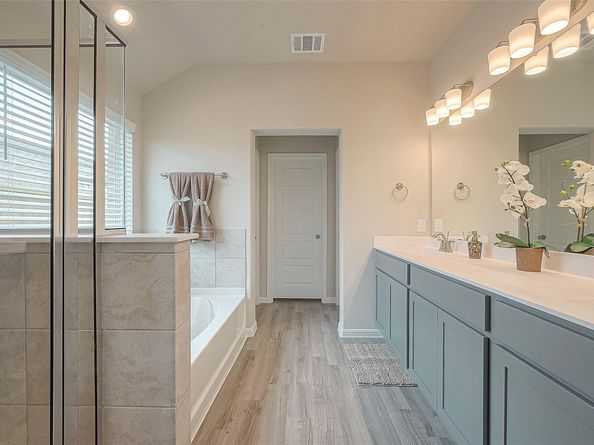 22607 Rising Rosehill Lane, Tomball TX 77377