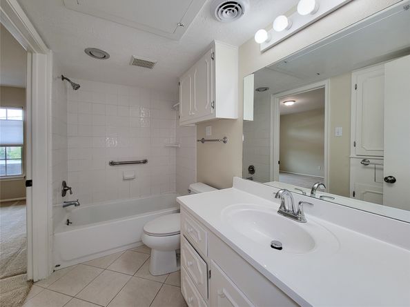 7600 Burgoyne Road 114, Houston TX 77063