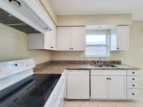 7600 Burgoyne Road 114, Houston TX 77063
