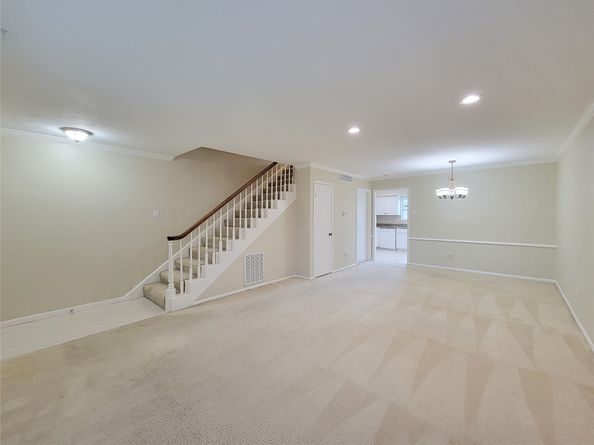 7600 Burgoyne Road 114, Houston TX 77063