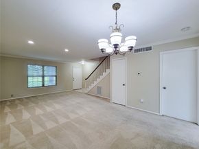 7600 Burgoyne Road 114, Houston TX 77063