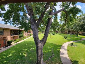 7600 Burgoyne Road 114, Houston TX 77063