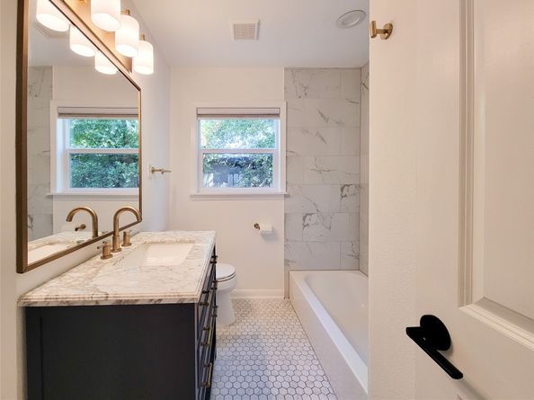 9506 Vogue Lane, Houston TX 77080