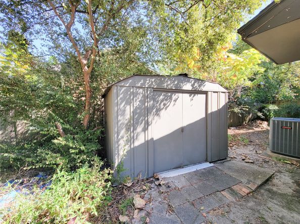 9506 Vogue Lane, Houston TX 77080