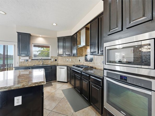 6730 Portuguese Bend Drive, Missouri City TX 77459