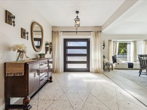 9719 Atwell Drive, Houston TX 77096