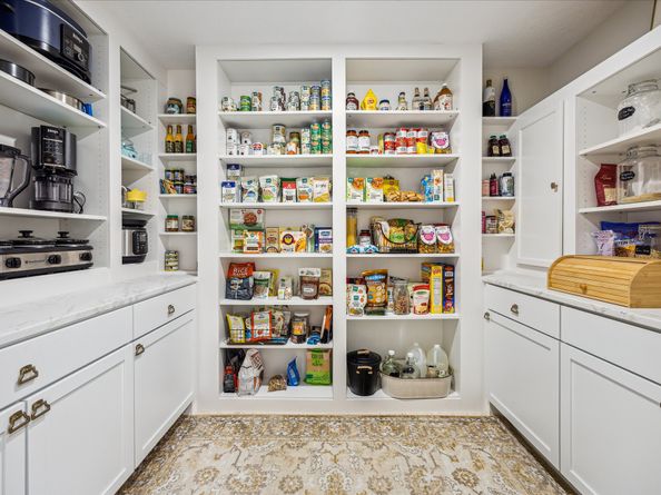 9719 Atwell Drive, Houston TX 77096