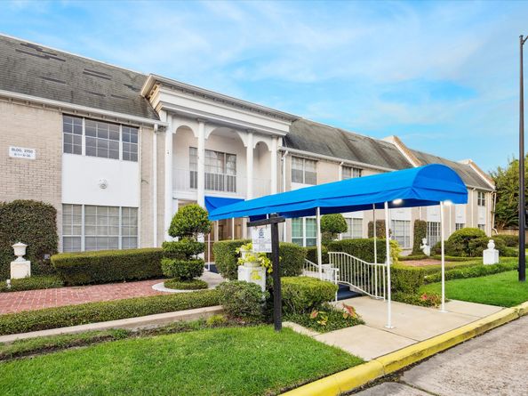 2700 Bellefontaine Street B12, Houston TX 77025