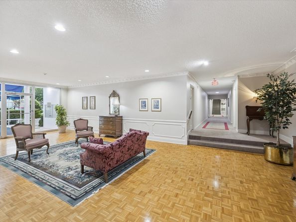 2700 Bellefontaine Street B12, Houston TX 77025