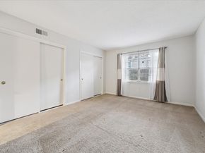 2700 Bellefontaine Street B12, Houston TX 77025