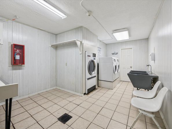 2700 Bellefontaine Street B12, Houston TX 77025