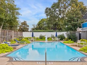 2700 Bellefontaine Street B12, Houston TX 77025