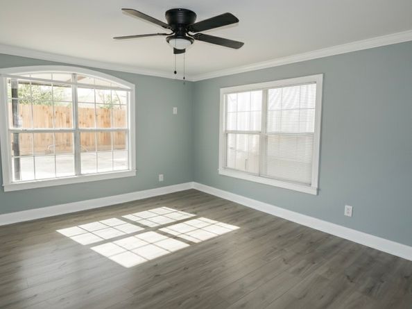 1001 Elliston Street, Houston TX 77023