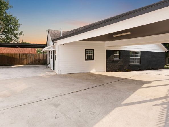 1001 Elliston Street, Houston TX 77023