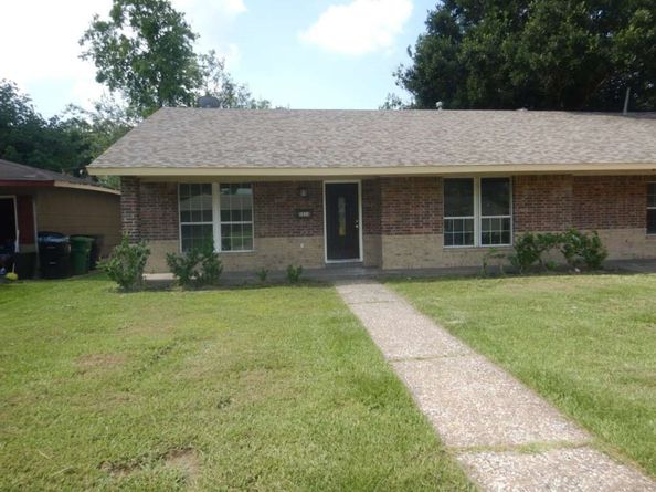 5854 Heron Drive, Houston TX 77033