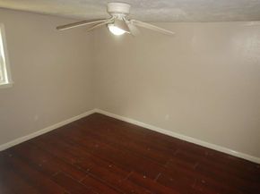 5854 Heron Drive, Houston TX 77033