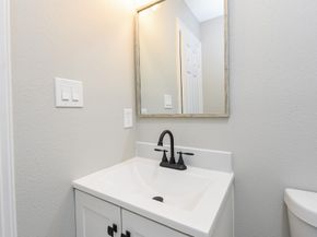 6810 Tommye Street, Houston TX 77028