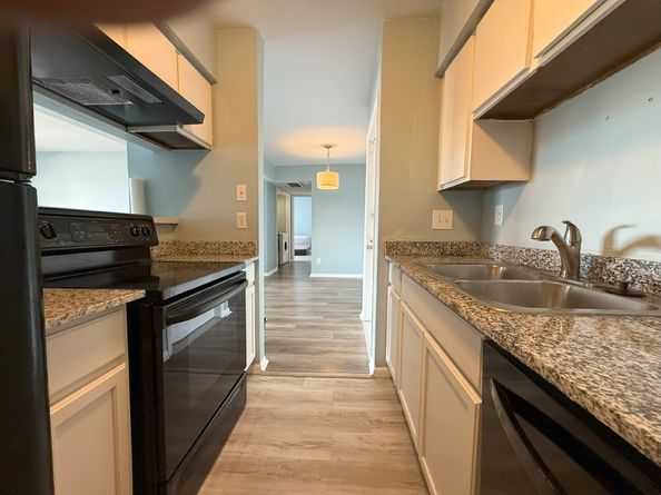 8523 Hearth Drive 35, Houston TX 77054
