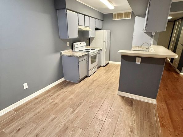 12905 Woodforest Boulevard 701, Houston TX 77015