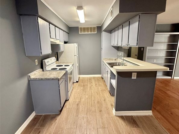 12905 Woodforest Boulevard 701, Houston TX 77015