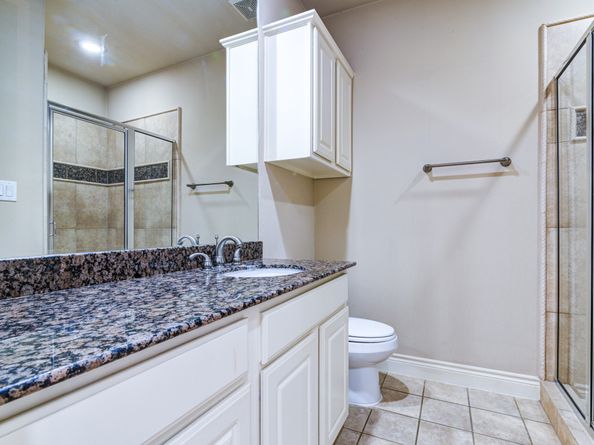5976 Kansas Street, Houston TX 77007