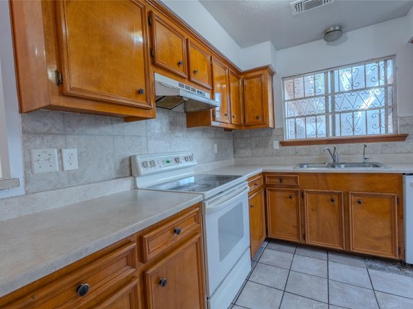 11707 Steamboat Springs Drive, Houston TX 77067