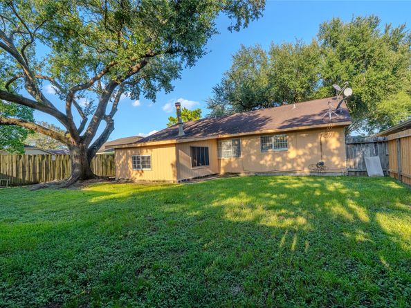 11707 Steamboat Springs Drive, Houston TX 77067