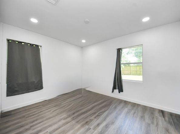 3330 Dulcrest Street, Houston TX 77051