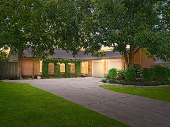 3407 Rockyridge Drive
