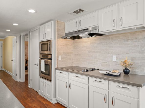 3407 Rockyridge Drive, Houston TX 77063
