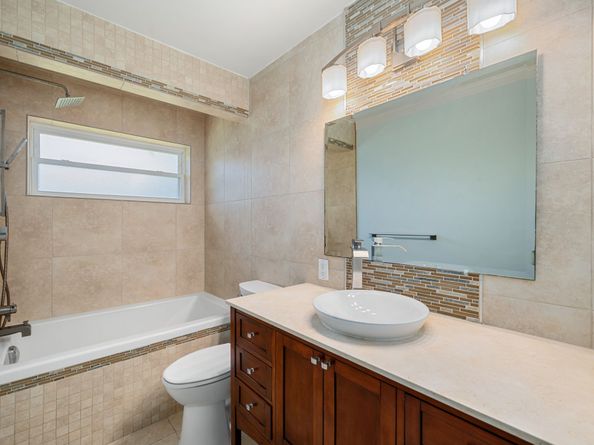 3407 Rockyridge Drive, Houston TX 77063