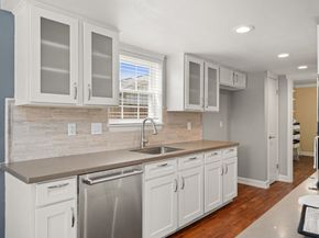 3407 Rockyridge Drive, Houston TX 77063